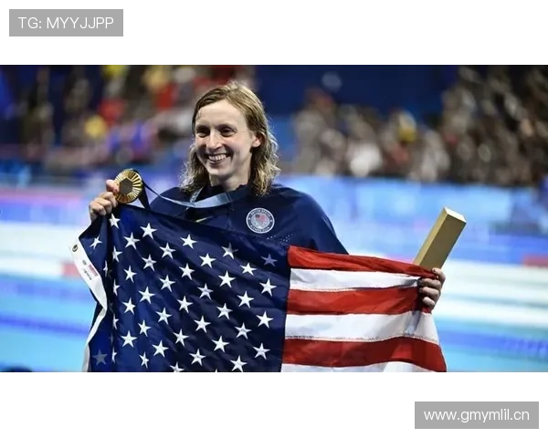 凯蒂·莱德基训练完直接喝蛋白粉当水，这胃是钛合金做的吧