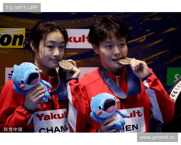 昌雅妮这阵子像明星版邻家阿姨，豪宅氛围和菜市场买菜同框，我笑到停不下来